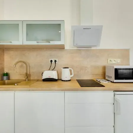 Apartment Mars Apt.,parking,15min Wenceslav Square Prag